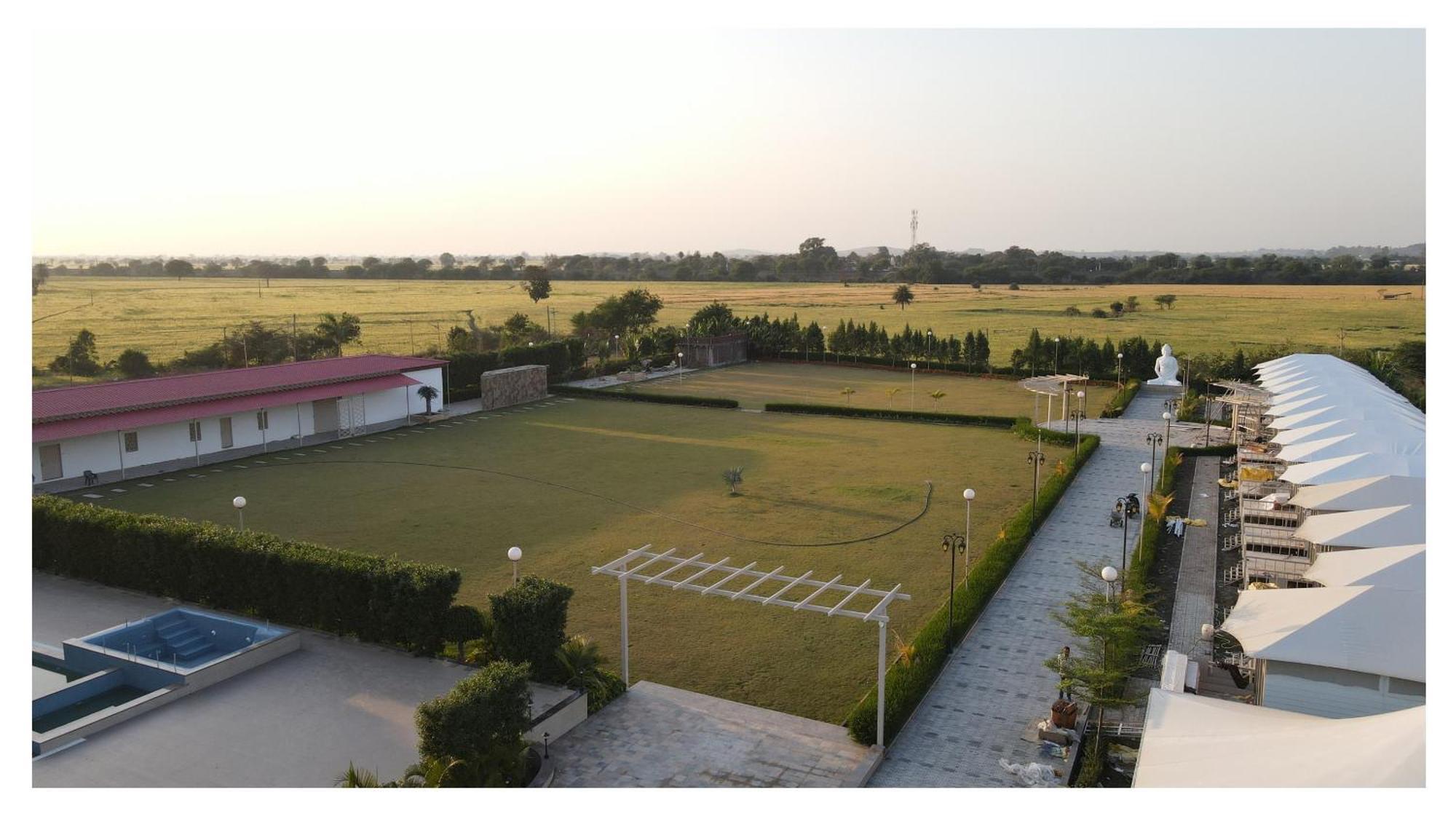 The Riverside Inn Vidisha Luaran gambar